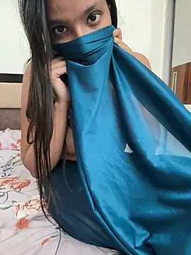 AASHI66 online show from February 4, 9:20 pm