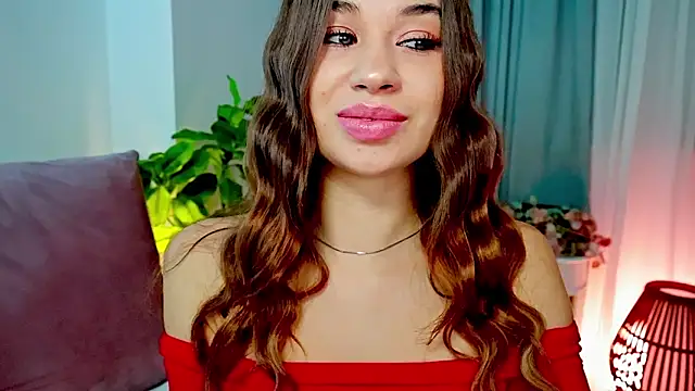 Snapshot of divetagrace chatting on February 13, 6:37 pm divetagrace online show from February 13, 6:37 pm