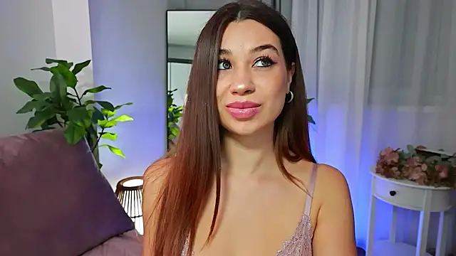 Snapshot of divetagrace chatting on March 20, 8:57 pm divetagrace online show from March 20, 8:57 pm