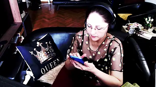 Snapshot of Imperatriza chatting on April 29, 1:59 pm Imperatriza online show from April 29, 1:59 pm