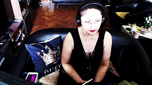Snapshot of Imperatriza chatting on May 22, 12:00 pm Imperatriza online show from May 22, 12:00 pm