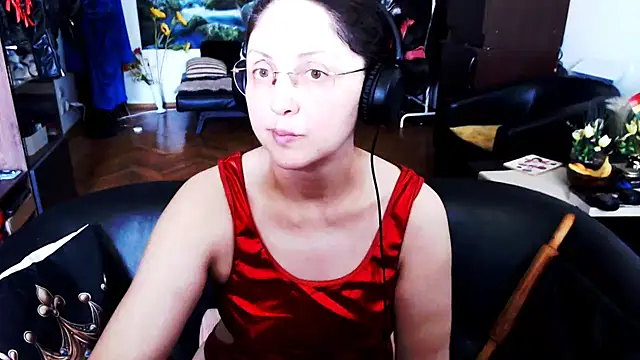 Snapshot of Imperatriza chatting on July 2, 10:43 am Imperatriza online show from July 2, 10:43 am