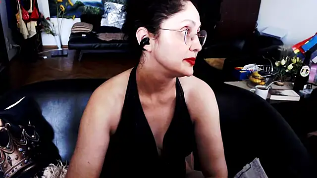 Snapshot of Imperatriza chatting on July 23, 4:05 pm Imperatriza online show from July 23, 4:05 pm