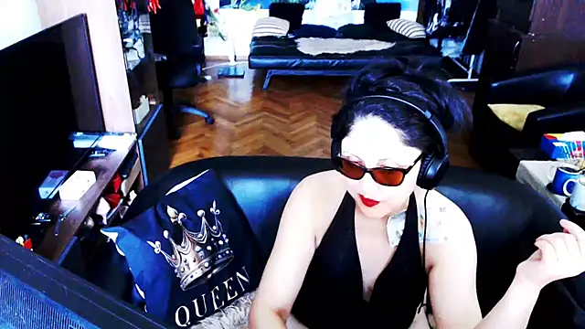 Snapshot of Imperatriza chatting on July 27, 12:12 pm Imperatriza online show from July 27, 12:12 pm