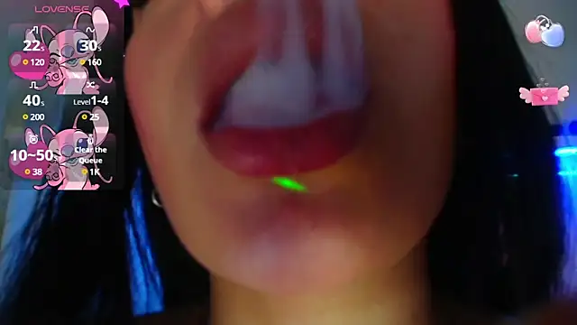 Snapshot of angelie_3 chatting on December 27, 4:15 am angelie 3 online show from December 27, 4:15 am