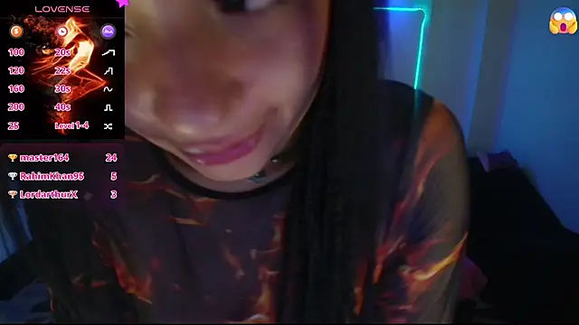 Snapshot of angelie_3 chatting on January 9, 7:31 am angelie 3 online show from January 9, 7:31 am