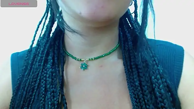Snapshot of angelie_3 chatting on January 28, 5:22 am angelie 3 online show from January 28, 5:22 am