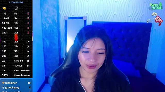 Snapshot of angelie_3 chatting on March 19, 11:06 am angelie 3 online show from March 19, 11:06 am