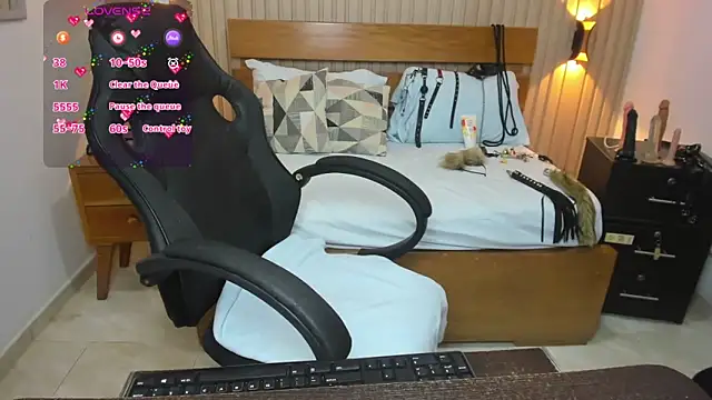 luciana ballesteros  online show from March 1, 12:56 pm