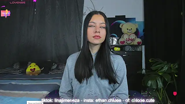 ethan chloeee online show from February 2, 3:43 am