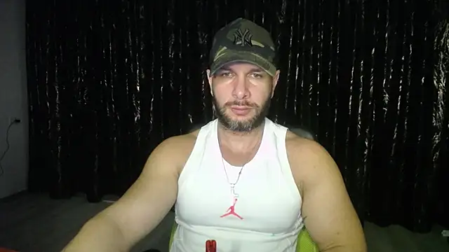 HotterLrgDom online show from January 30, 1:33 am