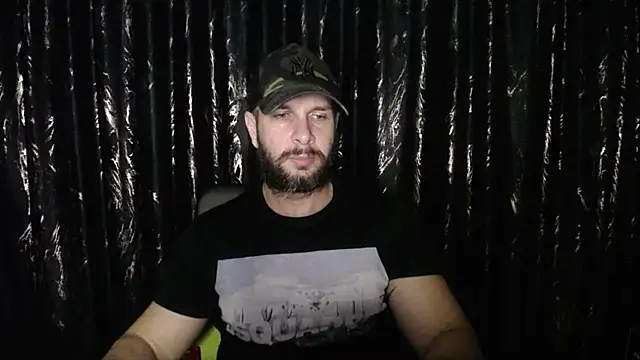 HotterLrgDom online show from February 14, 10:58 pm