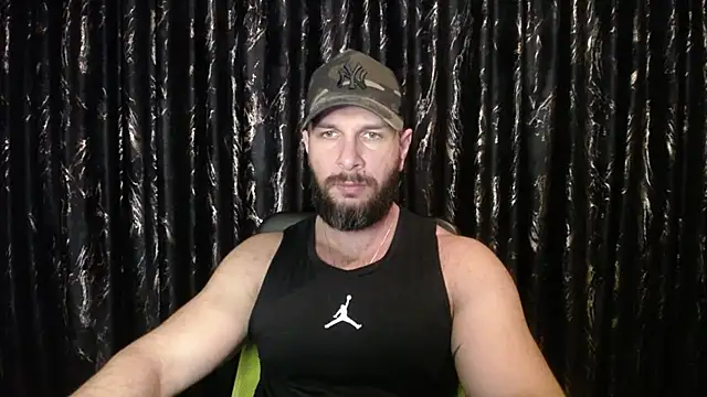 HotterLrgDom online show from March 11, 1:37 am