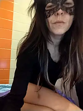 EmySkinny85 online show from December 30, 7:48 am