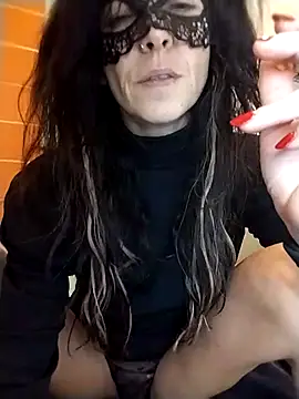 EmySkinny85 online show from January 7, 9:25 pm