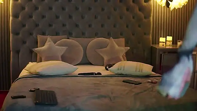 AmelyNoir online show from January 3, 1:38 am