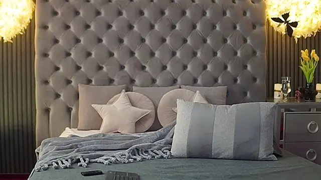 AmelyNoir online show from January 25, 8:00 am