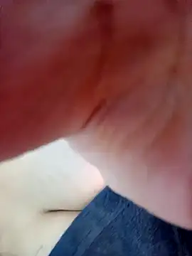 Snapshot of silina-25 chatting on March 7, 8:00 pm silina-25 online show from March 7, 8:00 pm