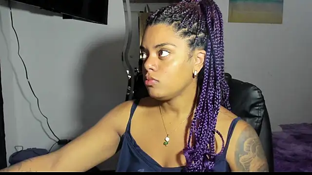 ladyrd1 online show from October 2, 10:50 pm