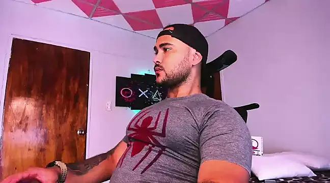 Sebas-hott online show from December 13, 4:11 am