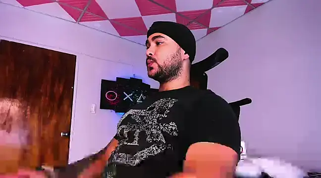 Sebas-hott online show from December 20, 3:14 am