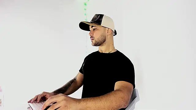 Sebas-hott online show from September 9, 10:20 pm