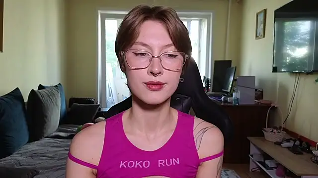 MalvinaBlum online show from June 14, 4:58 am