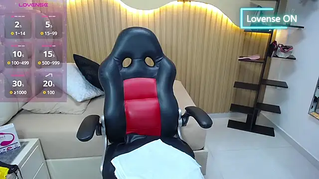 nailah love1 online show from July 23, 12:25 pm