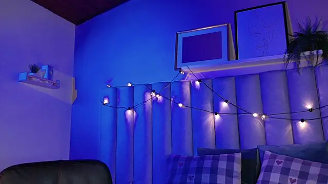 alaia-rogers online show from November 27, 11:34 am