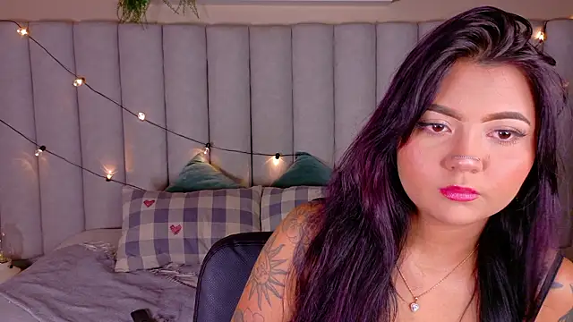 alaia-rogers online show from February 10, 11:47 am