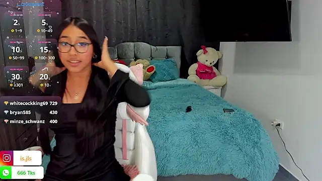 Snapshot of isa_bellaa0 chatting on January 25, 2:58 am isa bellaa0 online show from January 25, 2:58 am