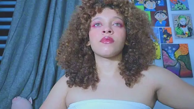 Ada gales  online show from June 11, 2:44 am