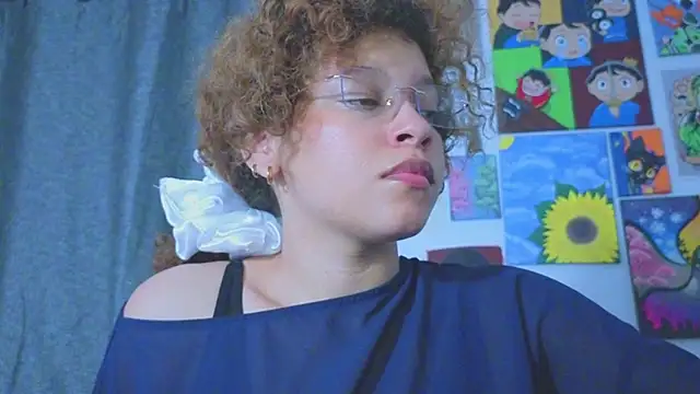 Ada gales  online show from July 25, 3:15 am
