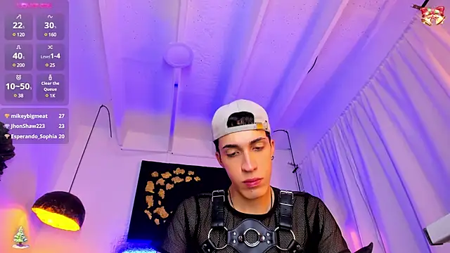 Snapshot of Angel_Snowhotxxx chatting on December 5, 1:58 am Angel Snowhotxxx online show from December 5, 1:58 am