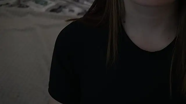 IceDanielles online show from September 15, 1:44 pm