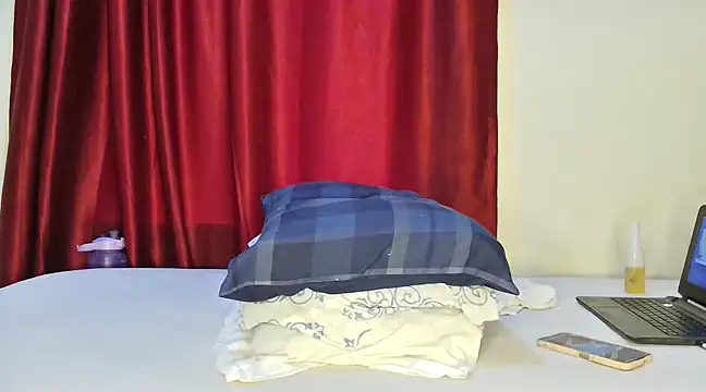 REALNASTYY04 online show from February 19, 7:39 am