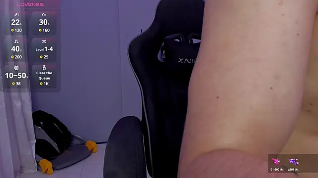 Snapshot of SebasFallon chatting on March 8, 6:26 pm SebasFallon online show from March 8, 6:26 pm