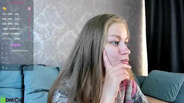 Snapshot of Polumna_cute chatting on May 15, 11:50 am Polumna cute online show from May 15, 11:50 am