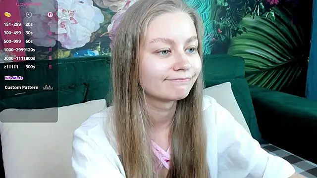 Snapshot of Polumna_cute chatting on May 23, 9:57 am Polumna cute online show from May 23, 9:57 am