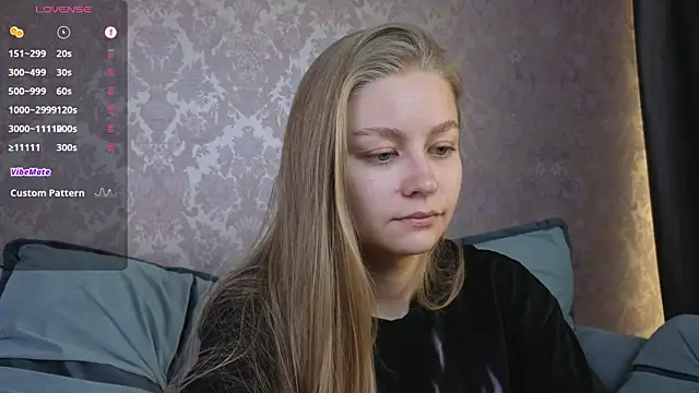 Snapshot of Polumna_cute chatting on June 11, 1:42 pm Polumna cute online show from June 11, 1:42 pm