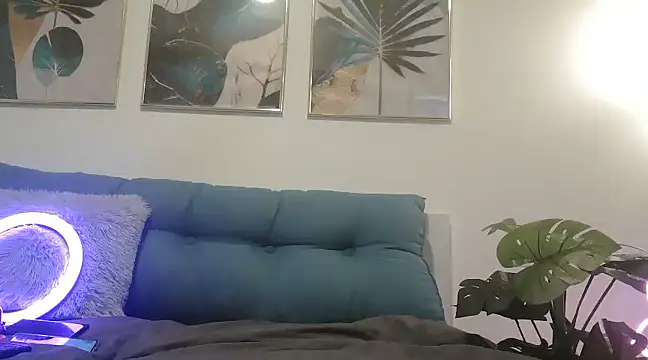 Snapshot of mayabsexy chatting on December 10, 8:30 am mayabsexy online show from December 10, 8:30 am