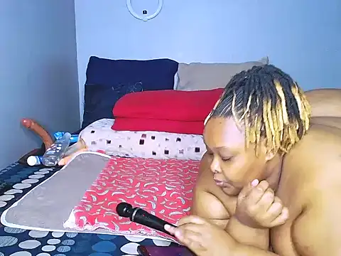 fatafricanqueen online show from September 27, 10:53 am