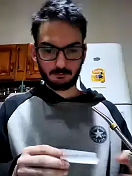 FefeDicKO online show from December 4, 6:55 am