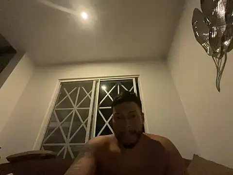 Snapshot of Megan_thompson33 chatting on July 30, 3:49 am Megan thompson33 online show from July 30, 3:49 am