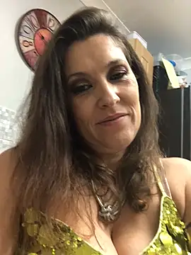 Lwhite1 online show from December 15, 12:29 am