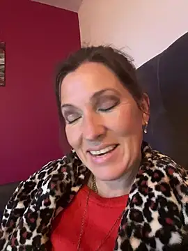 Lwhite1 online show from February 12, 4:46 pm