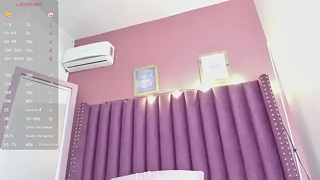 Snapshot of littleebonny chatting on September 28, 7:41 pm littleebonny online show from September 28, 7:41 pm