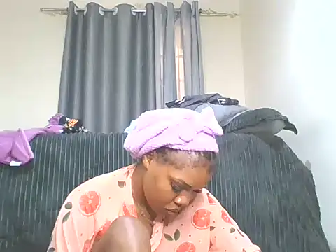 sweet bigclit online show from June 24, 6:45 am
