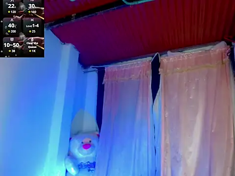 Snapshot of KayleighDreams_ chatting on September 27, 7:24 am KayleighDreams online show from September 27, 7:24 am