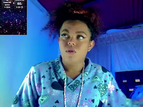 Snapshot of KayleighDreams_ chatting on October 13, 9:42 am KayleighDreams online show from October 13, 9:42 am